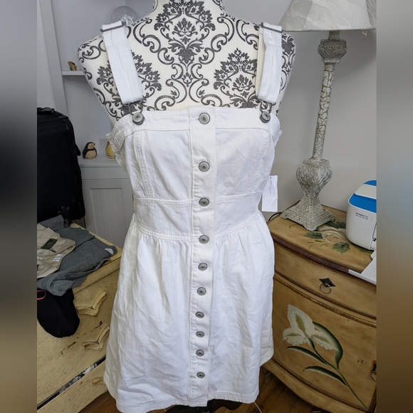 American Eagle Dress - Picture 3 of 8